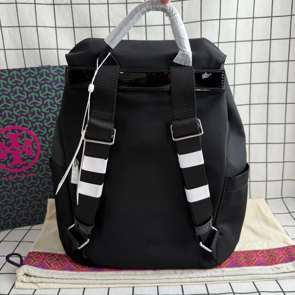 NEW Tory Burch NYLON FLAP BACKPACK in black-Authentic